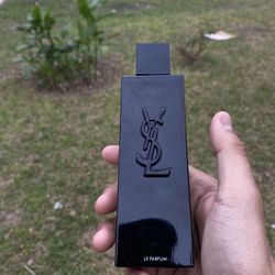 ✨ YSL MYSLF Le Parfum – 100% Authentic – Like New ✨