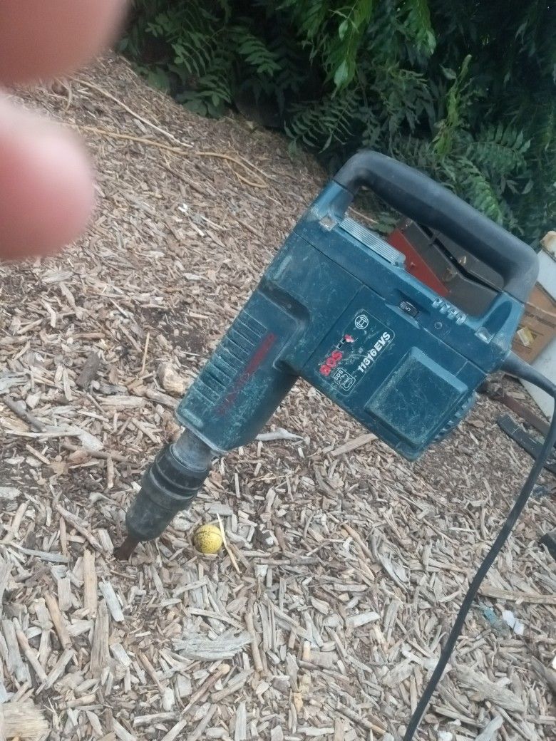 Bosch Demo Hammer 11316 EVS for Sale in Riverside, CA OfferUp