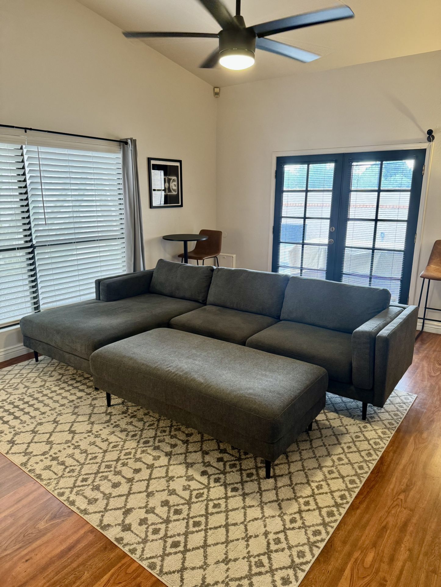 Couch Sofa Sectional Living Spaces + Ottoman $400 OBO og $1270