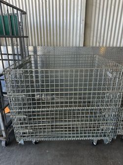 Wire Container Bin with Wheels