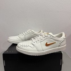 Nike Air Jordan 1 Method of Make Low Sail Metallic Gold FN5032-100