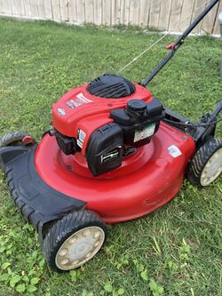 Troy-Bilt TB110 21” Gas Lawn Mower . ¡Podadora de gasolina