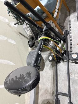 Db method squat machine