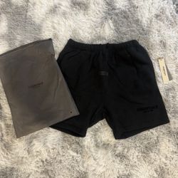 Black Essentials Shorts