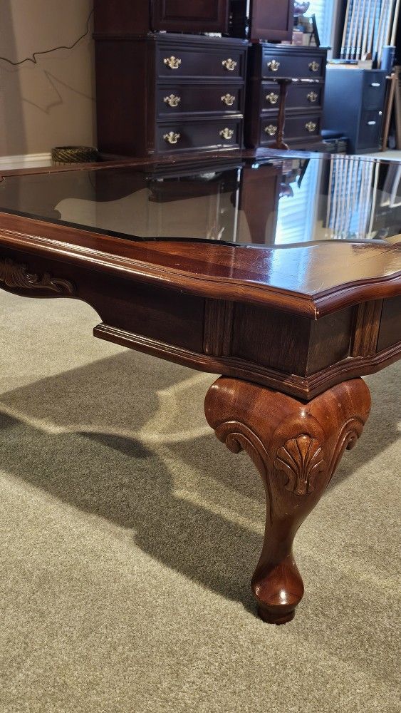 Beautiful Cocktail Table
