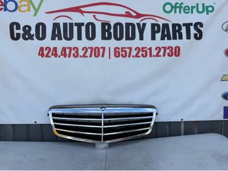 MERCEDES BENZ E CLASS E-Class E350 / E500 / E(contact info removed) 2011 2012 2013 Front bumper grille grill parrilla original used OEM