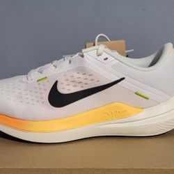 Nike Women's Air Winflo 10