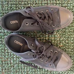 Black Converse 
