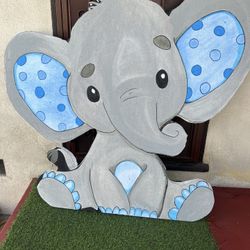 Baby Elephant Stand For Events