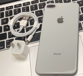 iPhone 8 Plus 64GB Factory Unlocked-Silver