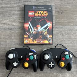 Nintendo GameCube Game & Controllers Bundle 