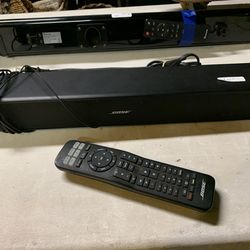 22 1/2” Bose bluetooth sound bar with remote