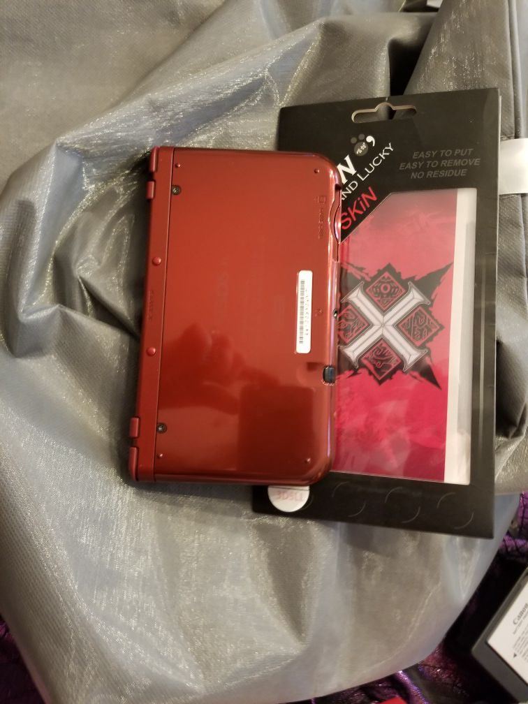 Nintendo 3dsXL with skin and micro sd
