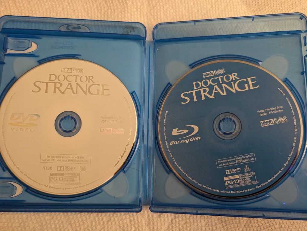 2 Doctor Strange * Blu Ray & DVD * Combo Pack Marvel Studios * 115 Min. Bonus Extras From Movie Mint