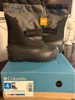 Youth snow boots Columbia