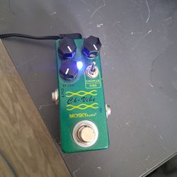 Chorus / Vibrato Pedal Mosky Audio