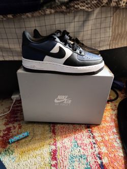 Nike Air Force 1 Size 5.5