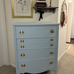Dixie Dresser