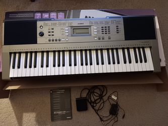 Yamaha Electric Keyboard