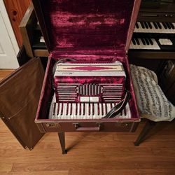 Antique Morini Accordion Good Condition