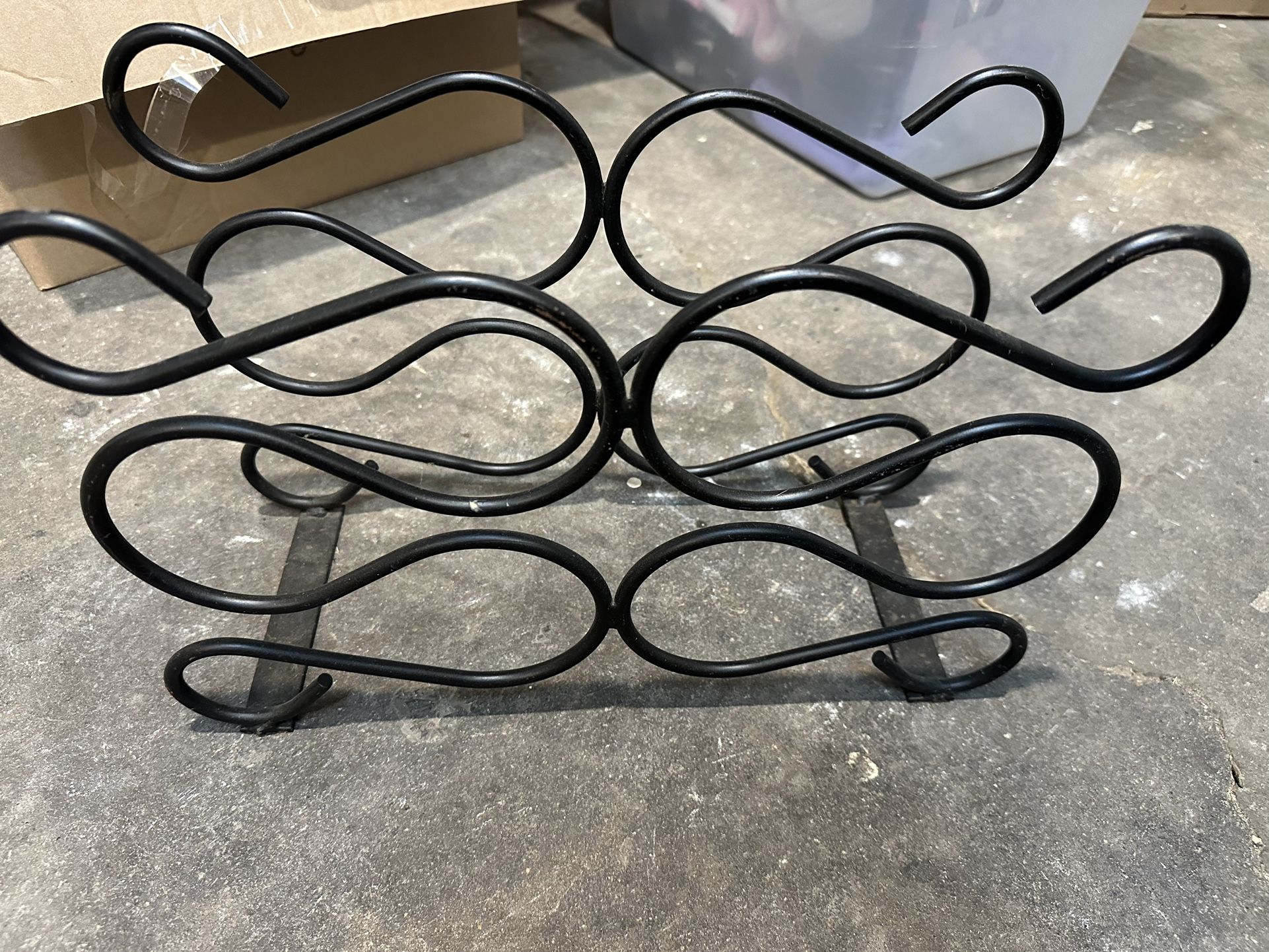 4 Bottle Metal Wine Rack