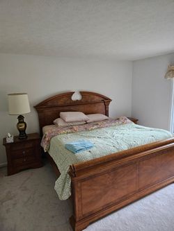 Mini Estate Sale - Britania Estates -King Size Set