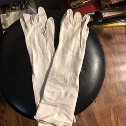 1930’s Parisian Opera Length Lambskin Gloves