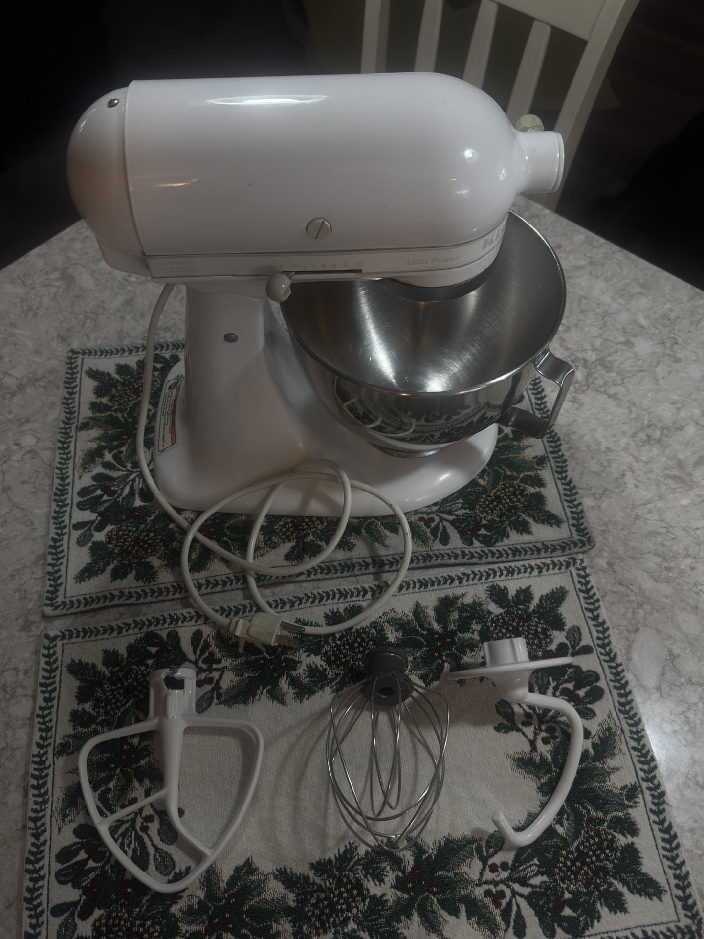 Kitchen Aid 5 QT Mixer