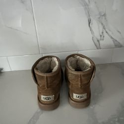 UGG Cozy Boots For Kids Size 12