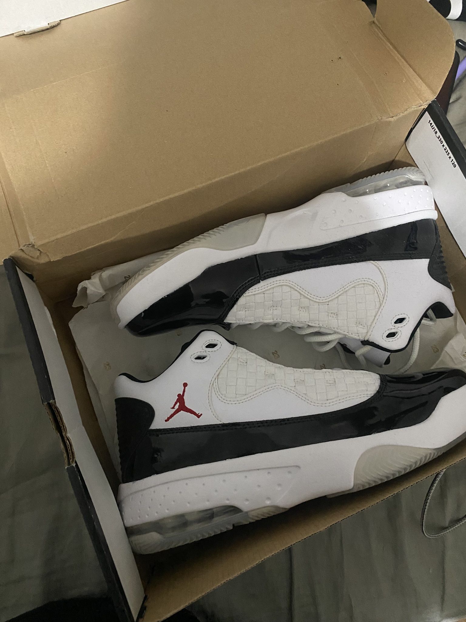 Jordan Max Aura 2