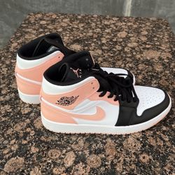 Air Jordan 1 Mid, Shoes, Nike