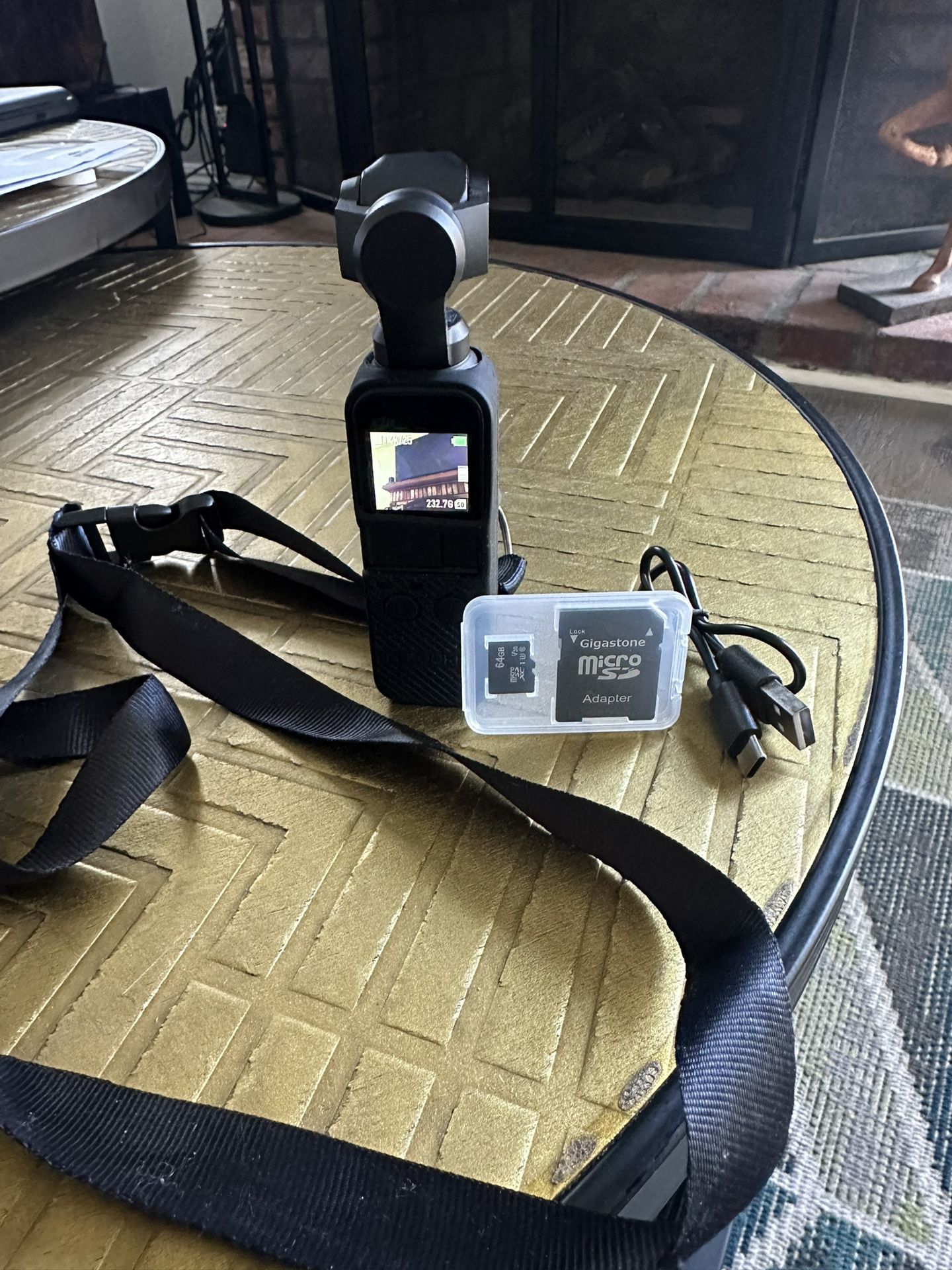 DJI Osmo Pocket 1 With 64gb Sd Card