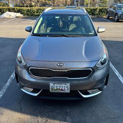 2017 KIA Niro