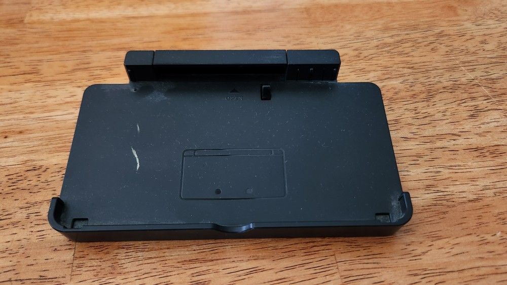 Nintendo 3DS Charging Cradle Dock