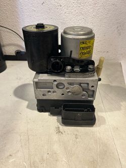 Anti-Lock Brake Pump compatible with Toyota Highlander Hybrid ABS 44(contact info removed)0
