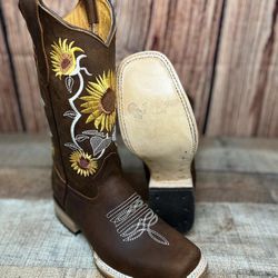 Bota Para Dama Estilo Rodeo Girasoles Women Western Cowgirl Genuine Leather Square Toe Boots for Sale in South CA - OfferUp