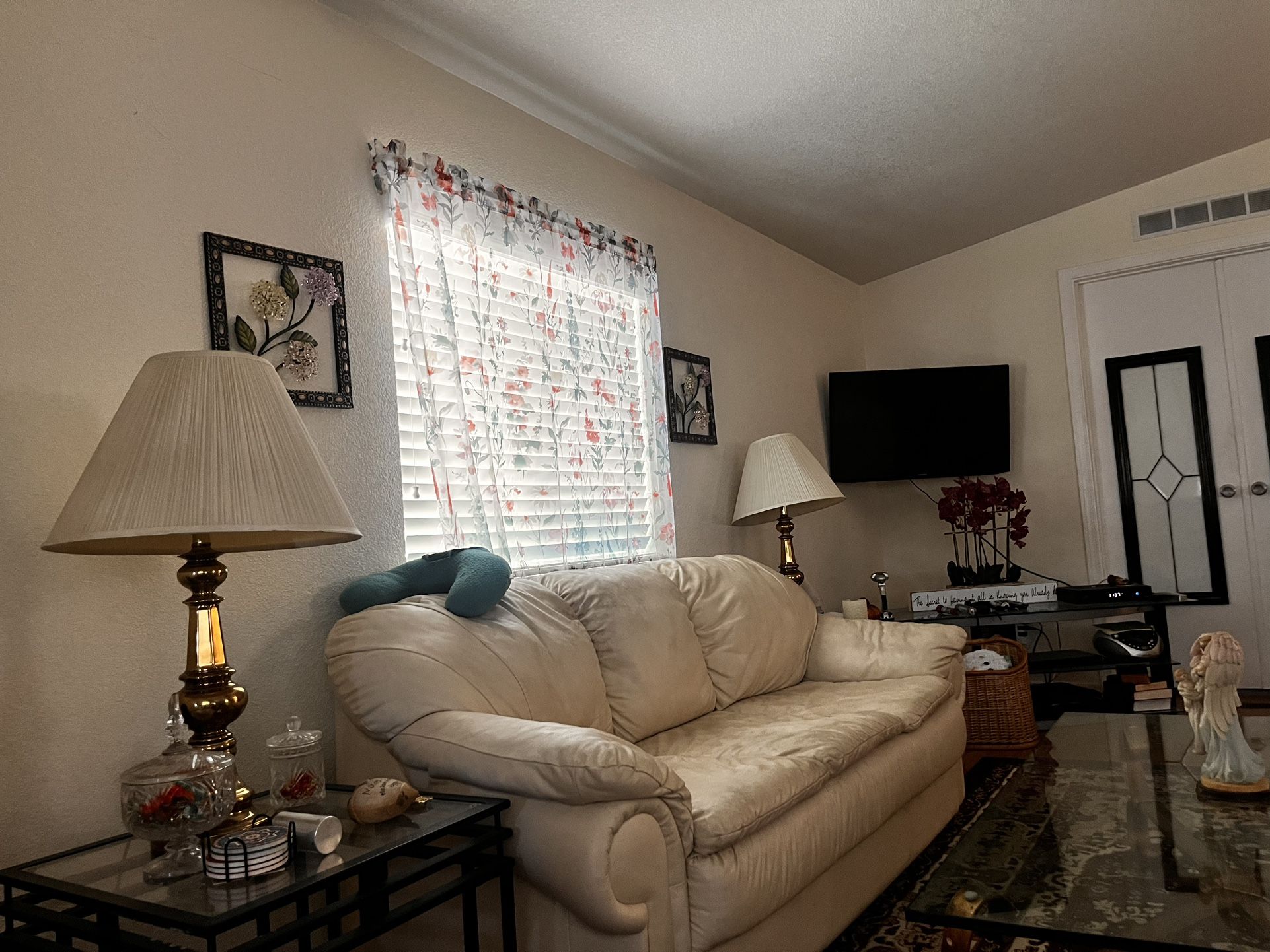 Sofa Set