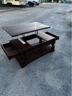 Coffee table accordion