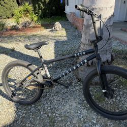 Haro Leucadia BMX bike 