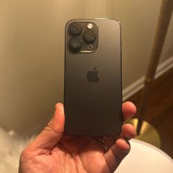 Apple iPhone 14 Pro 512 gb Great Condition