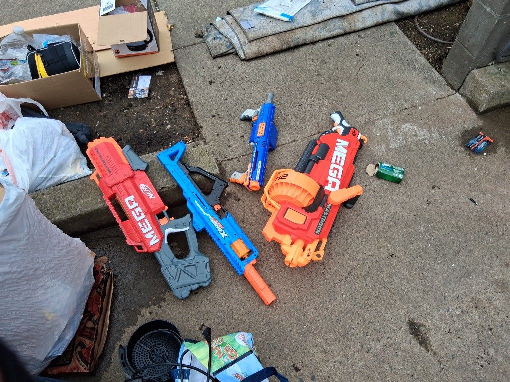Nerf Guns