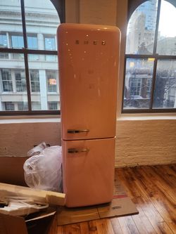 Smeg Fridge Pink Great Condition