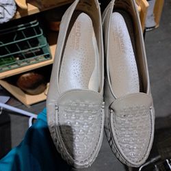 Size 11 Shoes 