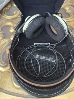 Sennheiser Momentum On-Ear Headphones (Ivory)