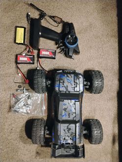 1:14 scale RC truck