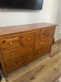 Free dresser