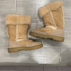 WINTER BOOTS $20