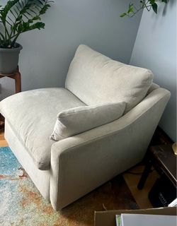Kennedy Recliner - Plush Automatic Chair