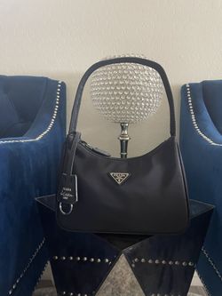 Prada Purse !! 