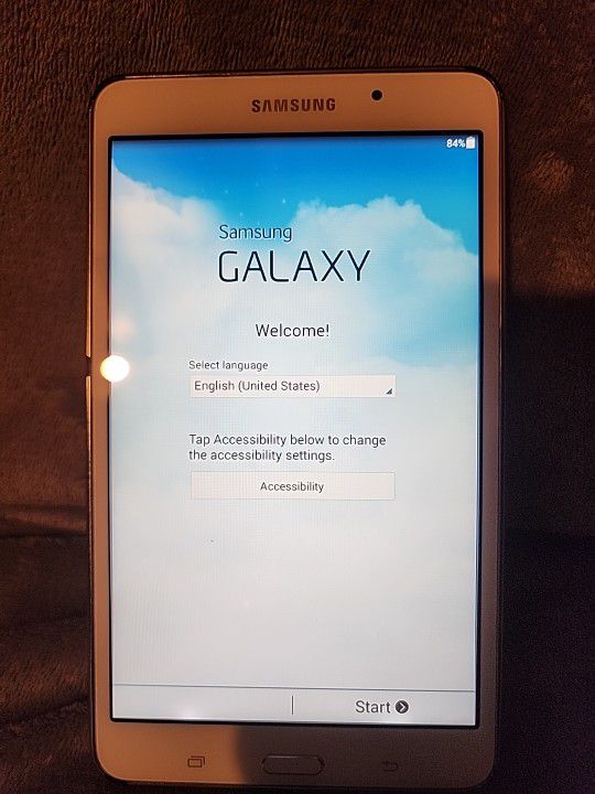 Samsung Galaxy Tab 4 SM-T230 8GB 7" Tablet - White 